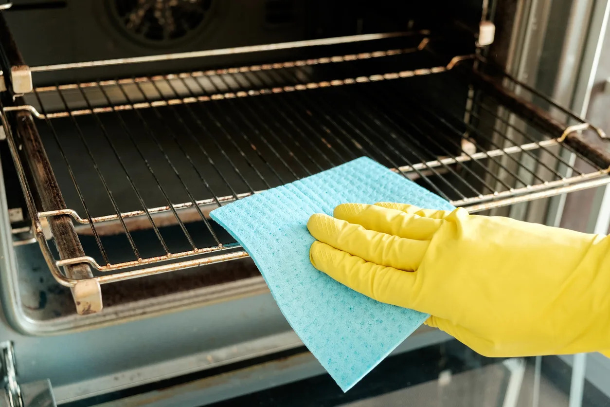 Cleaning-Oven