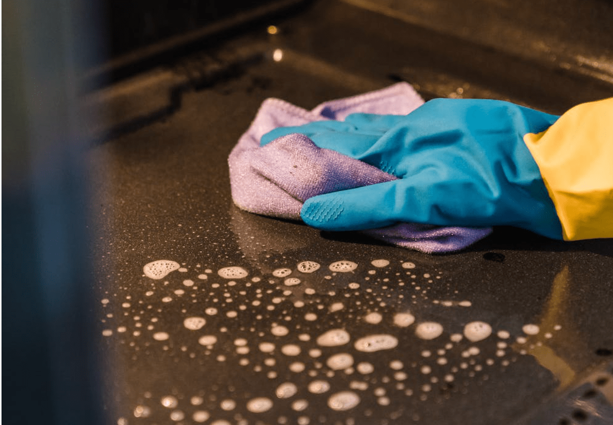 oven cleaning in brisbane